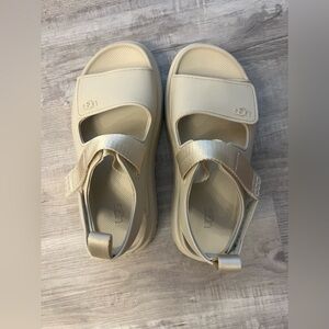 Brand New UGG Goldenglow platform sandal